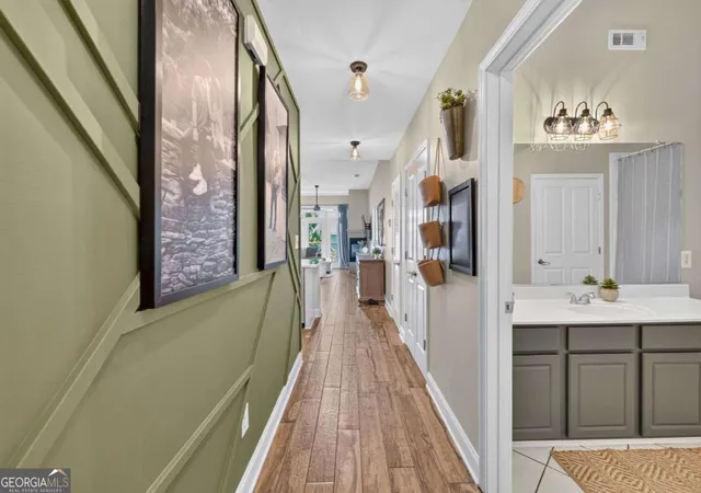 4th image of 210 Creek View Ln #201, Roswell, GA 30075 | MLS# 10821090