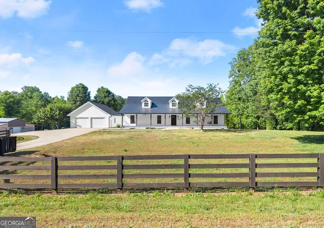 Photo 2 of Single family home for sale at 6147 Dahlonega Hwy, Clermont, GA 30527 | MLS# 10759713 | Listing updated on 2026-07-16