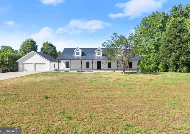Photo 3 of Single family home for sale at 6147 Dahlonega Hwy, Clermont, GA 30527 | MLS# 10759713 | Listing updated on 2026-07-16