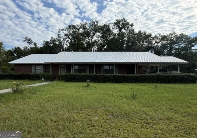Photo 1 of Single family home for sale at 44 Hilltop Dr, Lumber City, GA 31549 | MLS# 10821045 | Listing updated on 2026-08-23