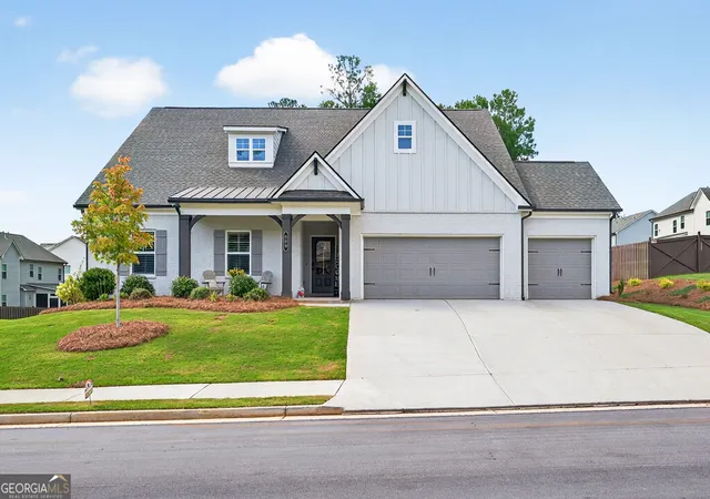 Photo 2 of Single family home for sale at 229 Brant Cir, Jefferson, GA 30549 | MLS# 10836316 | Listing updated on 2026-09-14