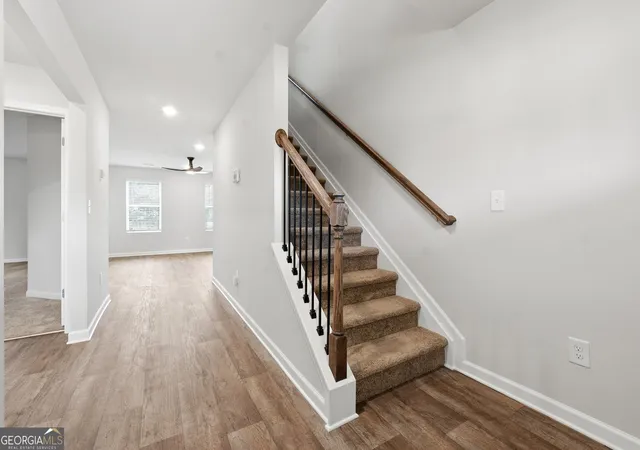Photo 3 of Single family home for sale at 206 Freshwater Ct, Lagrange, GA 30241 | MLS# 10817546 | Listing updated on 2026-09-22