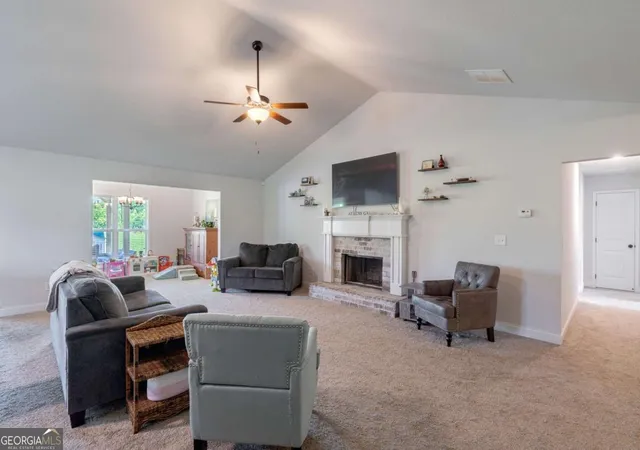 Homes for sale in Winterville, GA | 327 Skyview Dr, Winterville, GA 30683 | MLS# 10799405