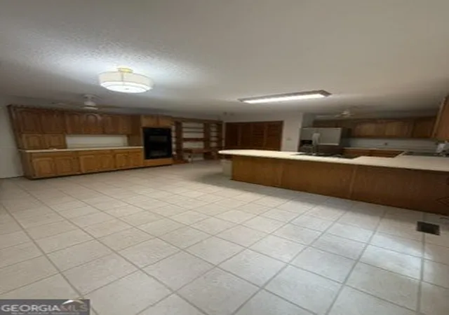4th image of 111 Roberson St, Dublin, GA 31021 | MLS# 10792790