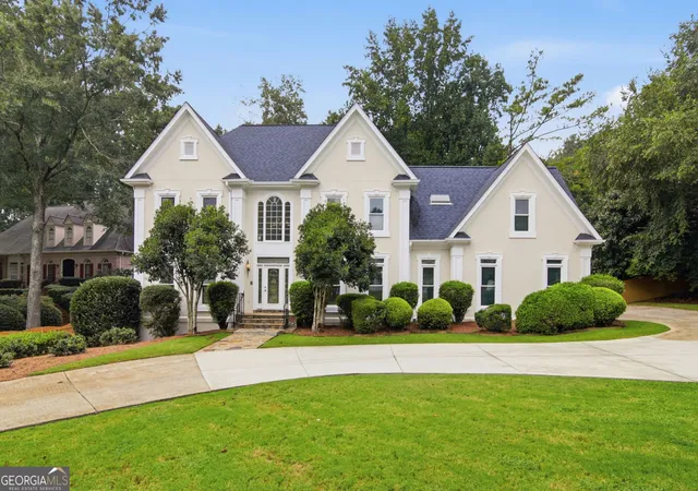 Photo 2 of Single family home for sale at 2211 Brooke Farm Trl, Atlanta, GA 30338 | MLS# 10835042 | Listing updated on 2026-09-11