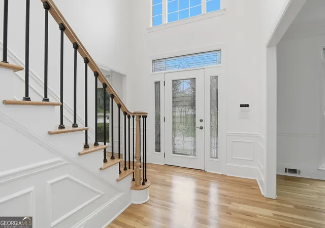 Photo 2 of Single family home for sale at 2211 Brooke Farm Trl, Atlanta, GA 30338 | MLS# 10835042 | Listing updated on 2026-09-11