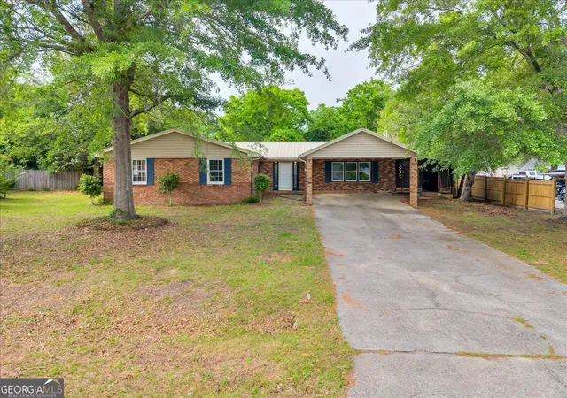1st image of 111 Weaver Rd, Warner Robins, GA 31093 | MLS# 10755627