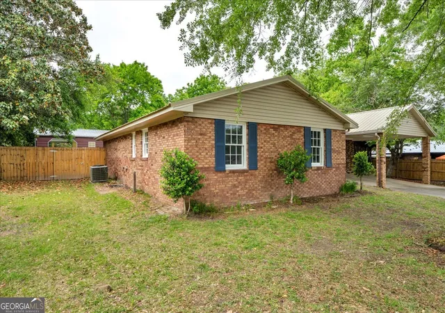 2nd image of 111 Weaver Rd, Warner Robins, GA 31093 | MLS# 10755627