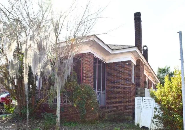 Homes for sale in Savannah, GA | 1003 E 41st St, Savannah, GA 31401 | MLS# 10670684