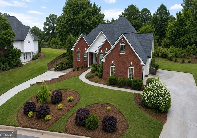 Photo 2 of Single family home for sale at 6015 Cedar Lake Trail, Loganville, GA 30052 | MLS# 10795039 | Listing updated on 2026-08-25