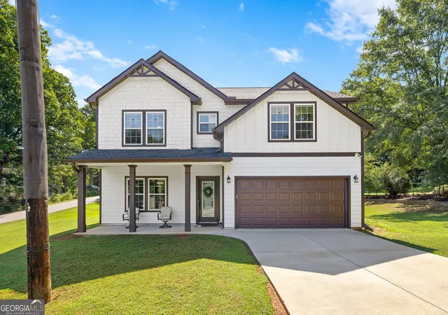 Photo 1 of Single family home for sale at 142 Brookwood Ave, Commerce, GA 30529 | MLS# 10829518 | Listing updated on 2026-10-02