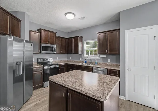 2nd image of 96 Griffin Rd, Allenhurst, GA 31301 | MLS# 10818343