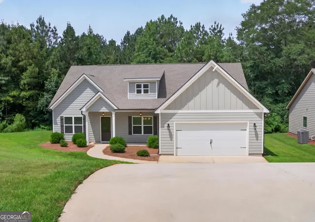 1st image of 137 Holtz Dr, Carrollton, GA 30117 | MLS# 10824916