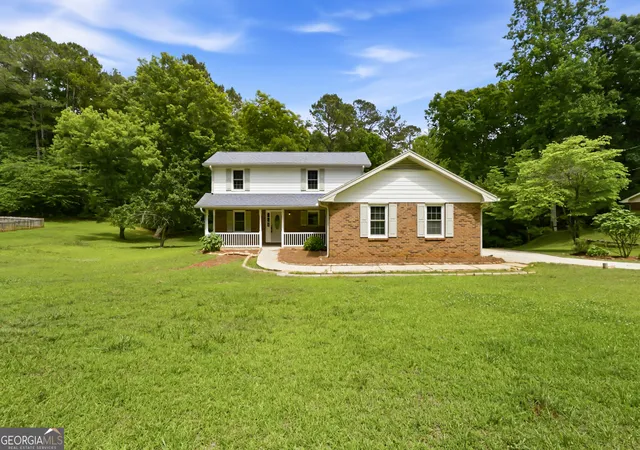 Homes for sale in Fayetteville, GA | 335 Stoneridge Wy, Fayetteville, GA 30215 | MLS# 10777083