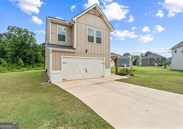 Photo 2 of Single family home for sale at 110 Red Barn Ct, Perry, GA 31069 | MLS# 10803160 | Listing updated on 2026-08-23