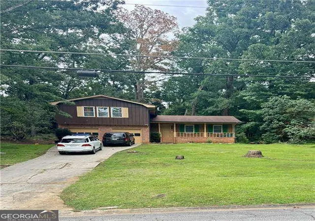 2nd image of 467 Allana Ct, Stone Mountain, GA 30087 | MLS# 10816346