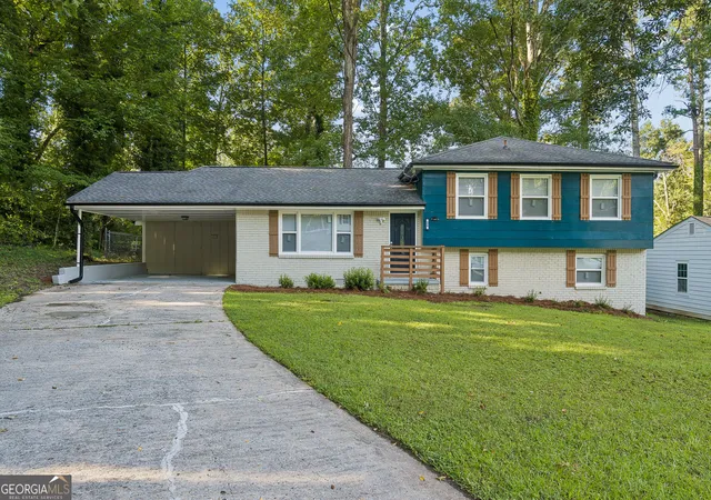 Photo 1 of Single family home for sale at 499 Queen Aliese Ln, Jonesboro, GA 30236 | MLS# 10824194 | Listing updated on 2026-08-26
