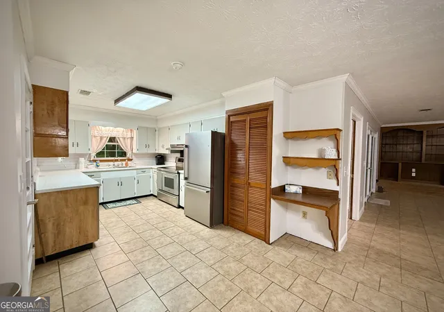 Photo 3 of Single family home for sale at 263 Broxton Hwy, Hazlehurst, GA 31539 | MLS# 10831203 | Listing updated on 2026-09-05