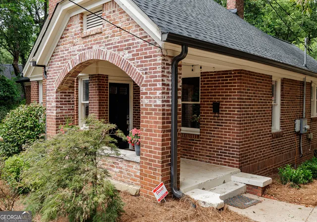 Photo 2 of Single family home for sale at 892 Hill St, Athens, GA 30606 | MLS# 10836424 | Listing updated on 2026-09-14