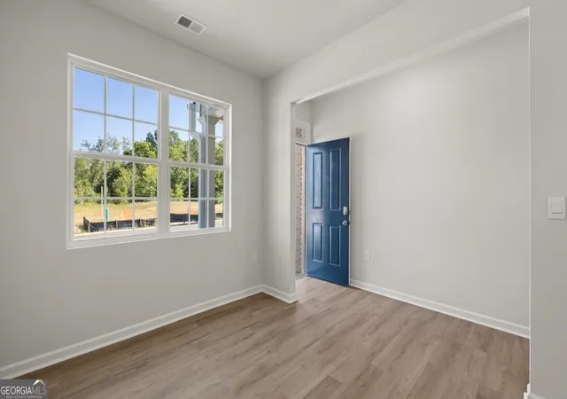 Photo 3 of Single family home for sale at 3880 Donetta Dr, Atlanta, GA 30349 | MLS# 10830409 | Listing updated on 2026-10-07
