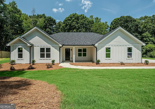 1st image of 214 Wilson Garage Rd, Commerce, GA 30529 | MLS# 10812932