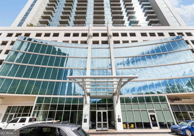2nd image of 3324 Peachtree Rd Ne #815, Atlanta, GA 30326 | MLS# 10821195