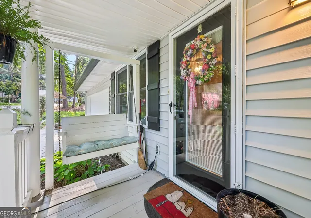 Photo 3 of Single family home for sale at 3605 Riviera Dr, Cumming, GA 30041 | MLS# 10832536 | Listing updated on 2026-10-02