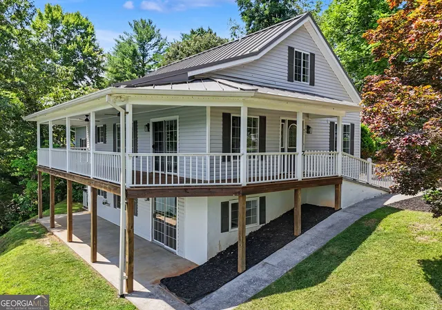 Homes for sale in Hayesville, NC | 97 Kilmoore Ln, Hayesville, NC 28904 | MLS# 10728042