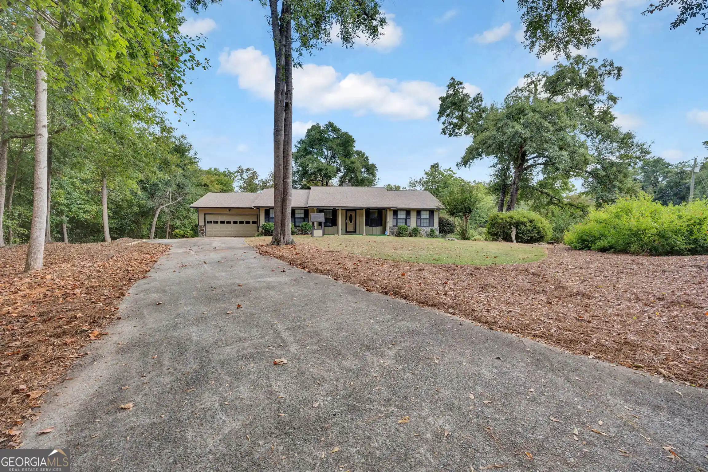 Photo 1 of Sale Pending at 435 Miller Rd, Covington, GA 30014 | MLS# 10877453 | Listing updated on 2026-10-29