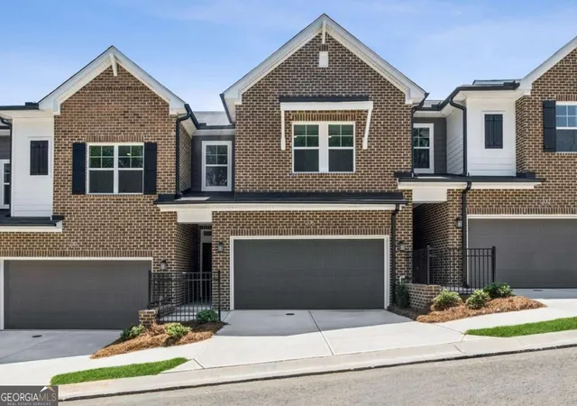 Townhouse for sale at 206 Redbud Rd, Canton, GA 30114 | MLS# 10872060