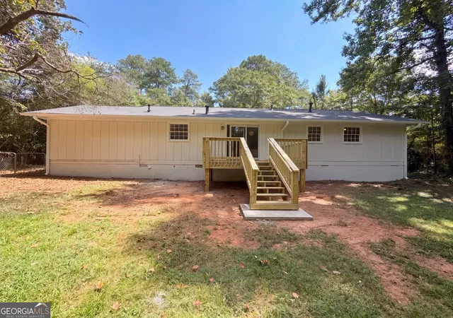 Photo 4 of Single family home for sale at 1181 Bouldercrest Cir, Watkinsville, GA 30677 | MLS# 10834439 | Listing updated on 2026-10-30