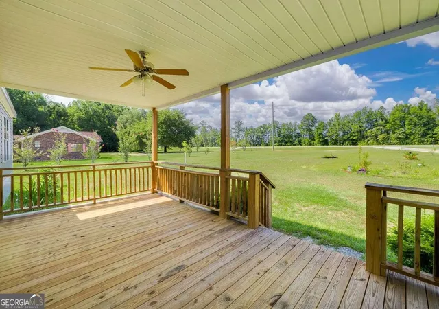 Photo 3 of Single family home for sale at 5599 Savannah Hwy, Sylvania, GA 30467 | MLS# 10819013 | Listing updated on 2026-09-12