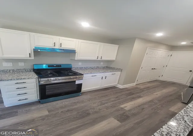 Photo 3 of Single family home for sale at 253 Deerfield Dr, Jonesboro, GA 30238 | MLS# 10812744 | Listing updated on 2026-09-18