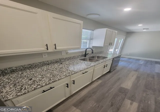 Photo 4 of Single family home for sale at 253 Deerfield Dr, Jonesboro, GA 30238 | MLS# 10812744 | Listing updated on 2026-09-18