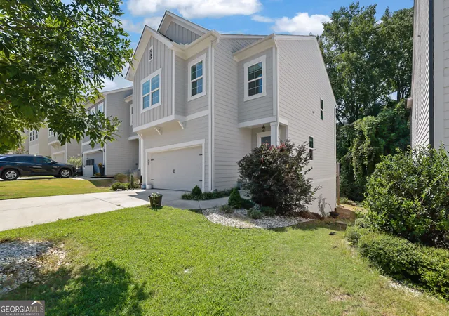Photo 2 of Single family home for sale at 189 Hiram Park Dr, Hiram, GA 30141 | MLS# 10832660 | Listing updated on 2026-09-20