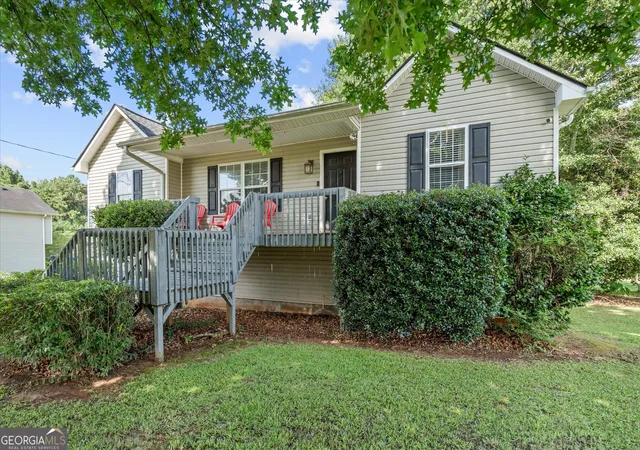 Photo 2 of Sale Pending at 104 Pine Needle Trl, Villa Rica, GA 30180 | MLS# 10806862 | Listing updated on 2026-08-26