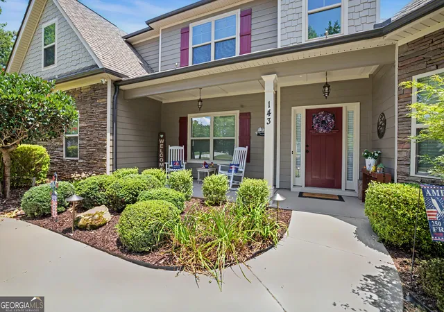 Photo 3 of Single family home for sale at 143 Linchwood Dr, Senoia, GA 30276 | MLS# 10803764 | Listing updated on 2026-10-04