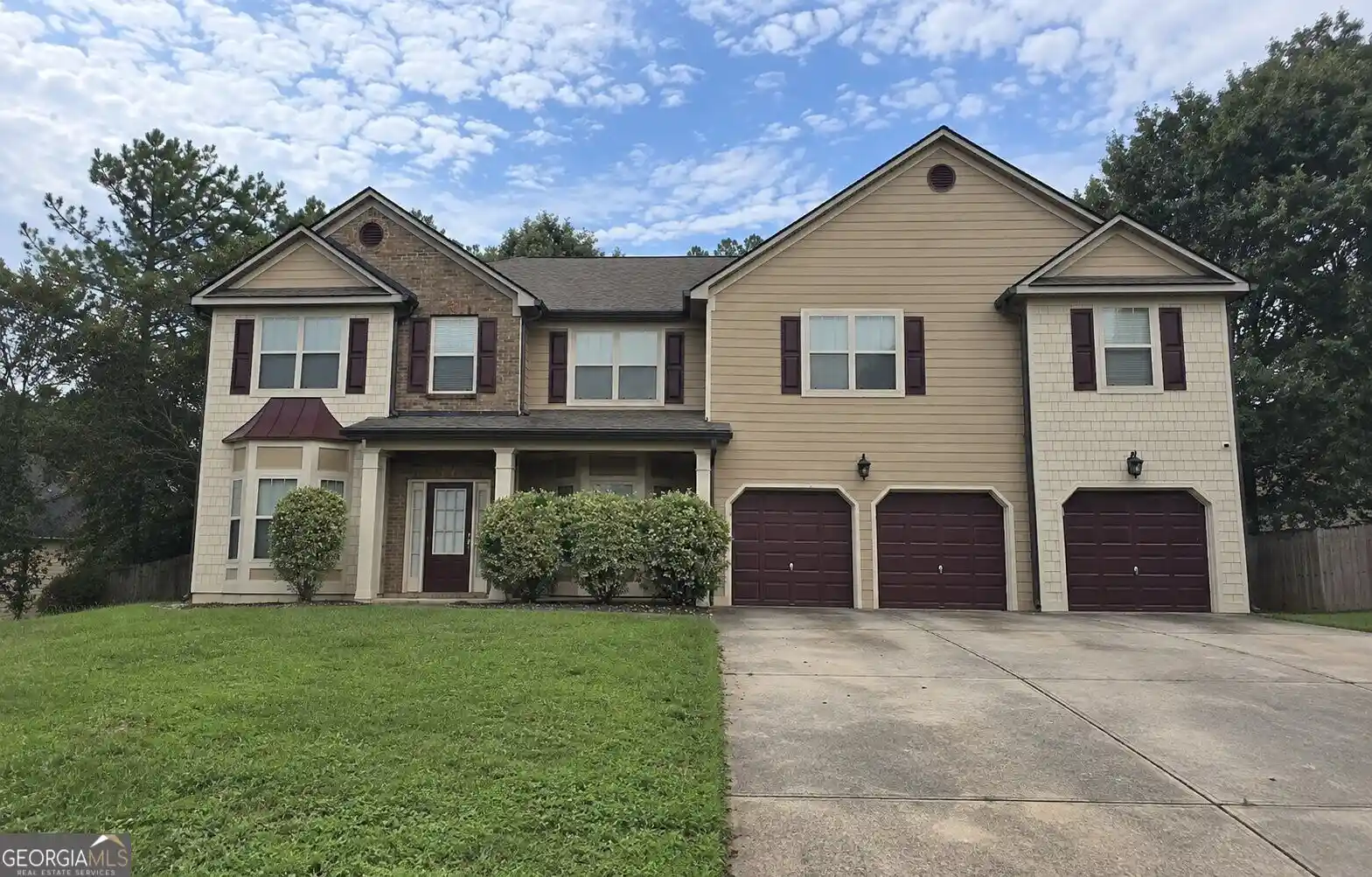 Photo 1 of Single family home for sale at 3825 Kings Brg Dr, Douglasville, GA 30135 | MLS# 10876111 | Listing updated on 2026-10-20