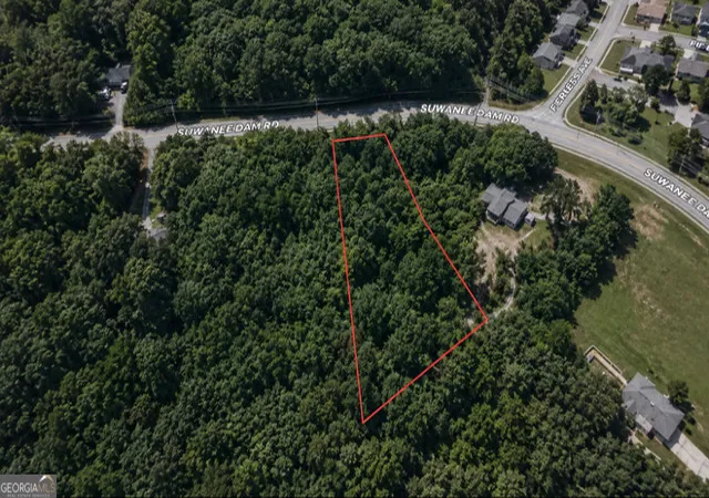 Homes for sale in Sugar Hill, GA | 6354 Suwanee Dam Rd, Sugar Hill, GA 30518 | MLS# 10787293