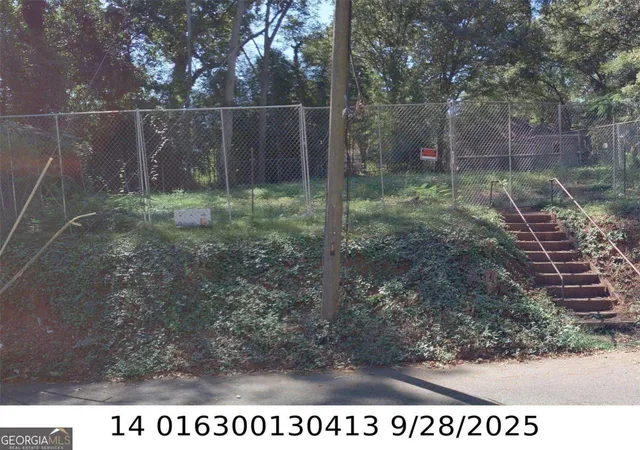 2nd image of 1804 E Farris Ave, Atlanta, GA 30344 | MLS# 10818373
