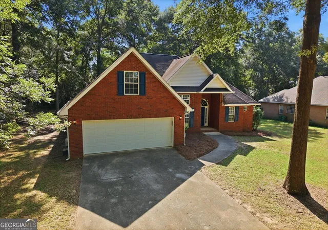 Photo 1 of Single family home for sale at 102 Quinelle Dr, Perry, GA 31069 | MLS# 10831752 | Listing updated on 2026-09-07
