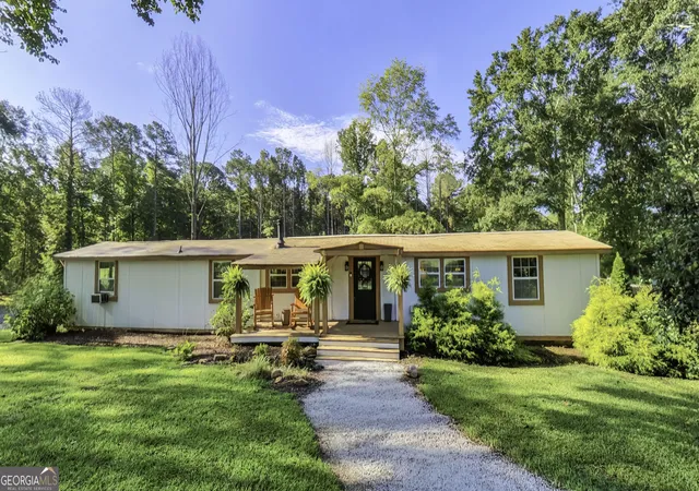Photo 1 of Single family home for sale at 1400 Brickyard Rd, Bowdon, GA 30108 | MLS# 10828721 | Listing updated on 2026-09-14