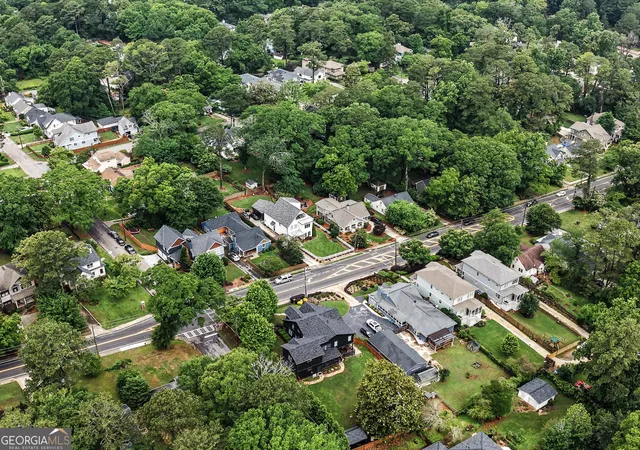 24th image of 424 E Pharr Rd, Decatur, GA 30030 | MLS# 10773881