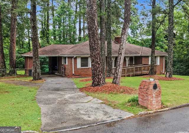 3rd image of 424 E Pharr Rd, Decatur, GA 30030 | MLS# 10773881