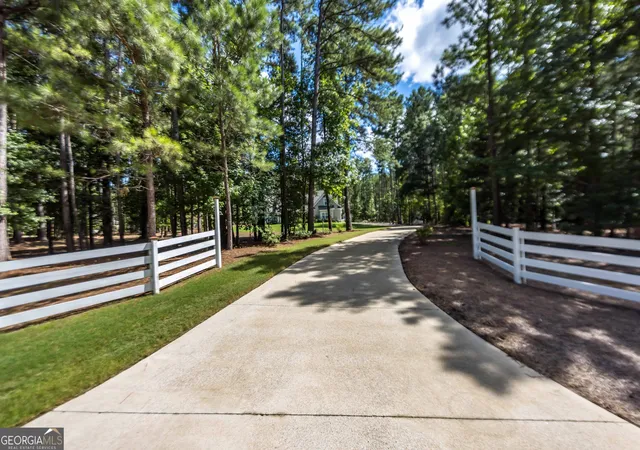 2nd image of 131 Hidden Lake Trl, Pine Mountain, GA 31822 | MLS# 10822319