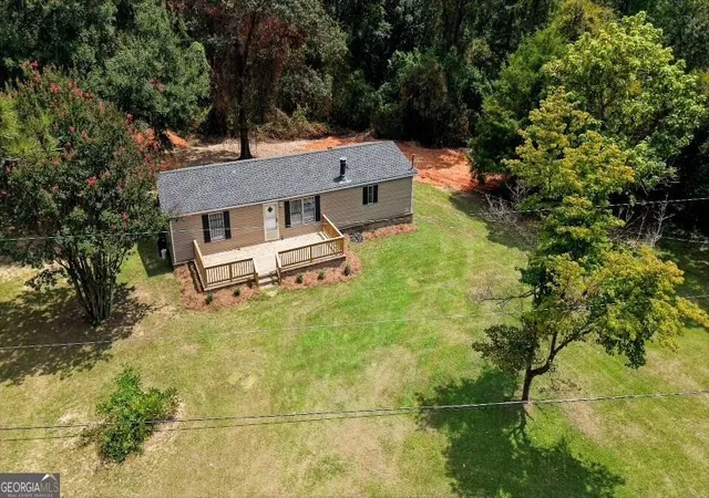 Photo 2 of Manufactured home for sale at 165 Giles Cir, Byron, GA 31008 | MLS# 10834171 | Listing updated on 2026-09-07