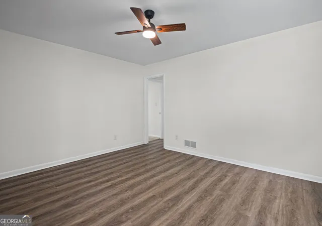 Photo 4 of Single family home for sale at 2840 Somerton Dr, Morrow, GA 30260 | MLS# 10834683 | Listing updated on 2026-09-10
