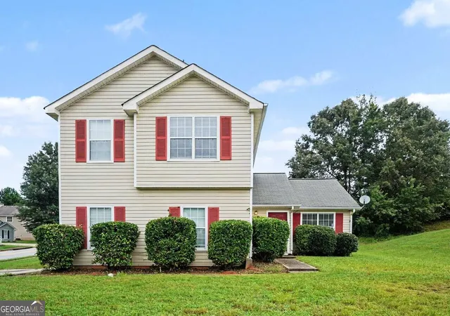Photo 1 of Single family home for sale at 3702 Buffalo Ct, Douglasville, GA 30135 | MLS# 10878691 | Listing updated on 2026-10-24