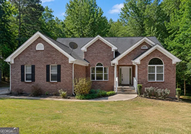 Photo 1 of Single family home for sale at 2465 Chandler Rd, Grayson, GA 30017 | MLS# 10797270 | Listing updated on 2026-08-28
