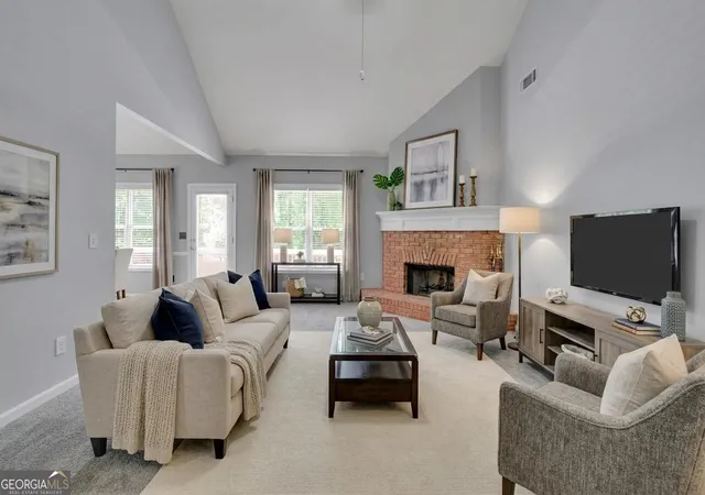 Photo 4 of Single family home for sale at 2465 Chandler Rd, Grayson, GA 30017 | MLS# 10797270 | Listing updated on 2026-10-01